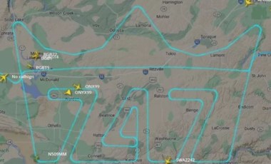 Boeing 747: Son uçak 'krallara layık' şekilde teslim edildi