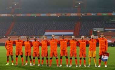 Hollanda Futbol Federasyonu'ndan deprem için saygı duruşu kararı