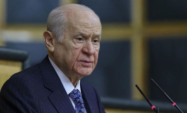 Bahçeli'den Erdoğan'ın 'OHAL' kararına destek, AFAD'a 1 milyonluk yardım