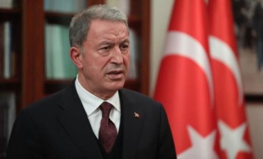 Hulusi Akar deprem bölgesine gönderilen asker sayısını açıkladı