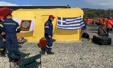 Yunanistan, Türkiye'ye insani yardım taşıyan beş uçak gönderiyor