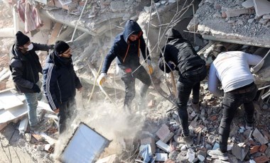 Hatay İskenderun'da durum ağırlaşıyor: ‘Hiç yardım görmedik’