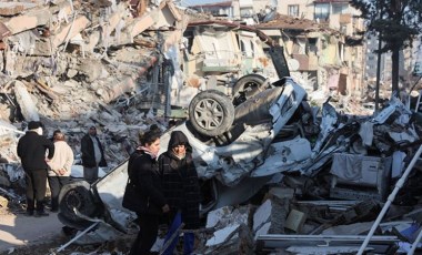 Deprem bölgesinde artçı sarsıntılar bini geçti!