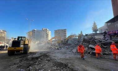 ABD'li sismolog Tobin: Depremler neredeyse eşi benzeri görülmemiş bir olay