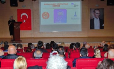 İzmir’de mahalle afet gönüllüleri eğitimleri başladı