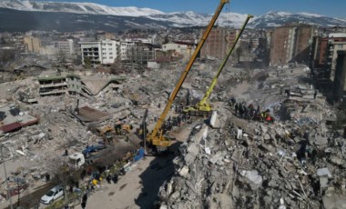 Depremde çadır satan Kızılay'dan sonra AFAD'ın vicdansızlığı ortaya çıktı: Bu kez vinç ticareti