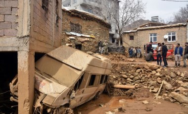 Bitlis’te sulama göleti taştı: Tarım alanları zarar gördü