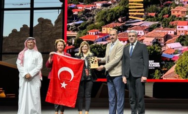 Dünyanın en iyi turizm köyü listesine giren Birgi ödülüne kavuştu