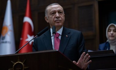 AKP'li Şen canlı yayında açıkladı: Milletin önündeki anket ile Erdoğan'ın masasındaki arasındaki fark