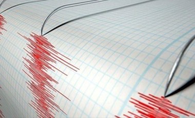 Son Dakika: Türkiye- İran sınırında deprem: Van'dan da hissedildi