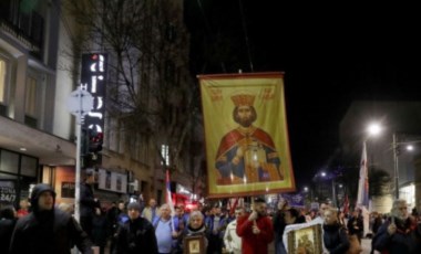 Sırbistan-Kosova anlaşması, Belgrad'da protesto edildi