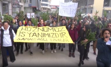 Samandağlı kadınlar, depremde yaşamını yitirenler için yürüdü: 'Helalleşmek yok, affetmek yok!'