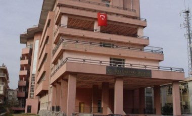 İTO Vakfı Süleyman Taştekin Lisesi apar topar tahliye edildi