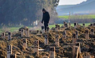 İYİ Partili Usta, depremde yaşanan can kaybı verilerine ilişkin Cumhuriyet'e konuştu: Afetin ardından kullanım dışı kalan kredi kartı sayısı...