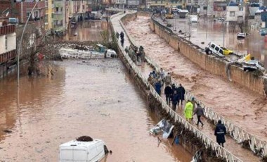 Son  Dakika... Şanlıurfa'da sel felaketinde kaybolan TIR şoförünün cansız bedeni bulundu