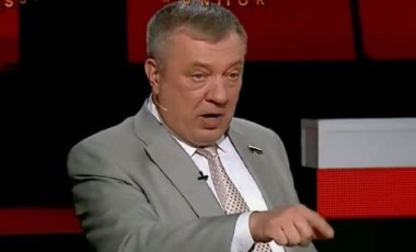 Rus Milletvekili Gurulyov, İngiltere'nin 'yeryüzünden silinmesi' çağrısı yaptı