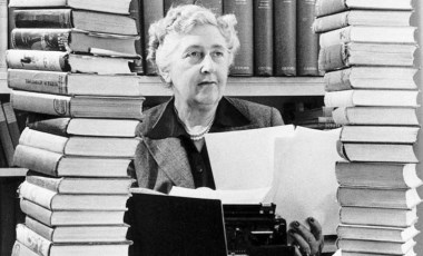 Agatha Christie'nin romanlarına 'ırkçılık' gerekçesiyle sansür