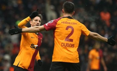 Galatasaray'da Dries Mertens takıma döndü