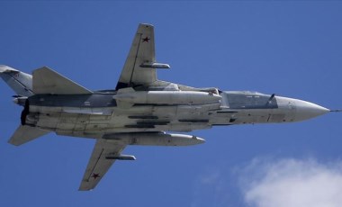 Ukrayna: Rusya'ya ait Su-24M bombardıman uçağı düşürüldü