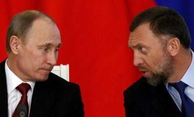 Putin'in milyarder dostu Oleg Deripaska, Rusya'nın 2024'e kadar iflas edebileceğini öne sürdü