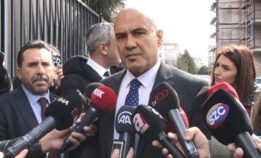 İYİ Partili Turhan Çömez: 'Kılıçdaroğlu'nun aday olma isteğini ortaya koymaması tarihi bir hatadır'