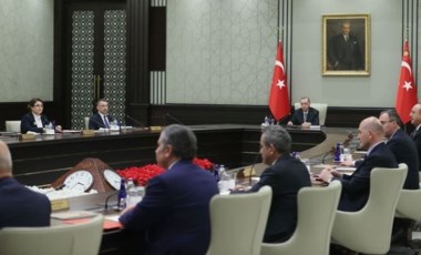 Kabine toplantısı Erdoğan'ın başkanlığında başladı