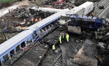 Türkiye'de tutuklu olan Yunan baba, tren faciasında ölen oğlunun cenazesine katılacak