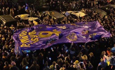 21'inci 8 Mart Feminist Gece Yürüyüşü sona erdi: Yasağı dinlemeyen kadınlar meydanları doldurdu