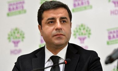 Selahattin Demirtaş da 'seccade' tartışmasına katıldı, Erdoğan'ı hatırlattı!