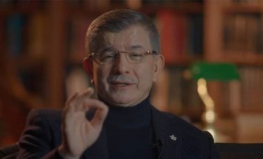 Davutoğlu'ndan 'TOGG' paylaşımı: 'Asgari ücretli almak istese...'