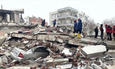 En riskli alandaki okulları, depreme hazırlamamışlar! Okullar göz göre göre yıkıldı