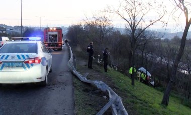 Avcılar'da ağaçlık alana uçan araç yandı: 1 kişi yaşamını yitirdi