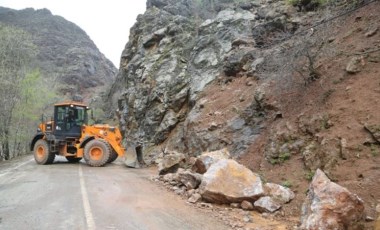 Tunceli’de sağanak nedeniyle kapanan Tunceli-Ovacık karayolu ulaşıma açıldı