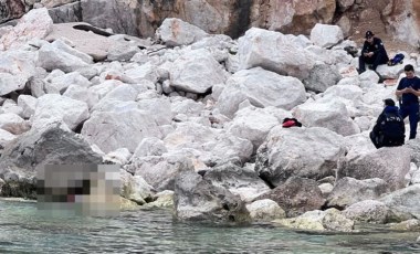 Tekneyle gezen turistler fark etti: Adada kadın cesedi bulundu