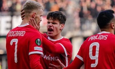 AZ Alkmaar penaltılarla yarı finalde