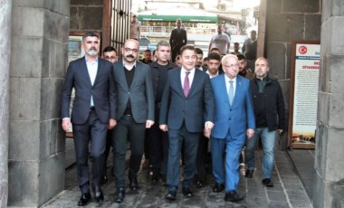 Ali Babacan'dan Diyarbakır'da bayram mesajı: 'Bu bayrama üzgün ve kalbimiz buruk olarak giriyoruz'