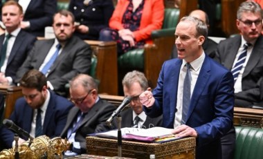 İngiltere Başbakan Yardımcısı Dominic Raab istifa etti