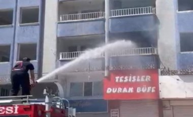 Diyarbakır’da ağır hasarlı binada yangın!