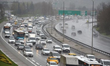 İstanbul'da yağış etkili oldu: Trafik yoğunluğunda son durum