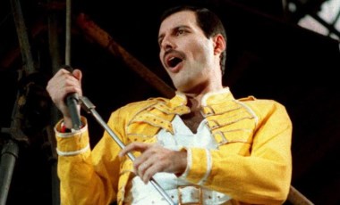 Freddie Mercury'nin özel koleksiyonu açık artırmaya çıkıyor