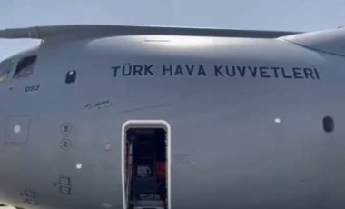 Sudan'dan askeri uçakla tahliye edilen 101 kişi Türkiye'ye geldi