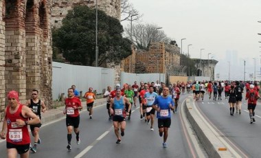 İstanbul Yarı Maratonu ne zaman, saat kaçta? İstanbul Yarı Maratonu nedeniyle hangi yollar trafiğe kapatılacak?