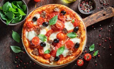 Evde kolay pizza nasıl yapılır? Ev yapımı pizza için ipuçları…