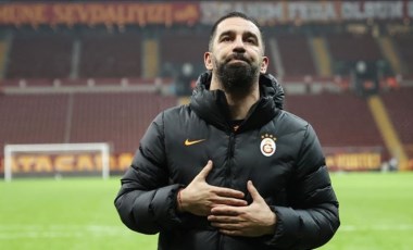 Arda Turan yeşil sahalardan kopamadı! Antrenörlük eğitimi alıyor...