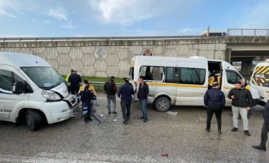 Bursa’da işçileri taşıyan 3 servis aracı çarpıştı: Çok sayıda yaralı