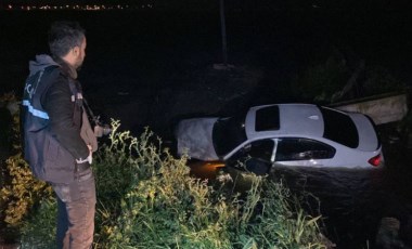 Adana’da otomobil sulama kanalına düştü: 1 ölü, 1 yaralı