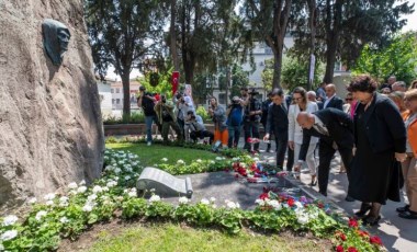 Zübeyde Hanım İzmir’de kabri başında anıldı