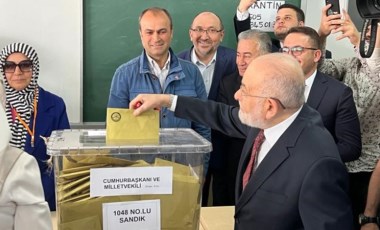 Saadet Partisi lideri Temel Karamollaoğlu Ankara'da oyunu kullandı