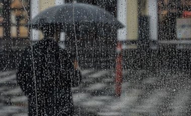 Meteoroloji'den İstanbul'da yarın için 'kuvvetli sağanak' uyarısı