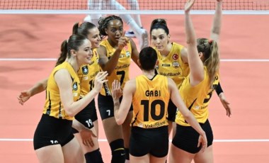 VakıfBank Başantrenörü Giovanni Guidetti: 'Kupayı Türk voleybolu kazandı'